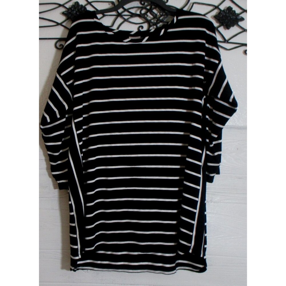 Chico's Zenergy Women's Top Size 2 Long Sleeve Multicolored Striped Round Neck